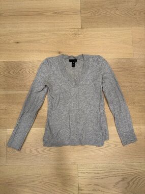 Aqua Light Gray V-Neck Cashmere Sweater